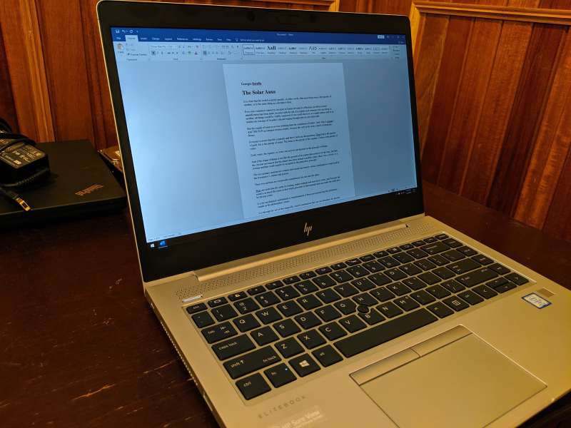 Illustration for article titled HP SureView privacy screen
